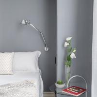 A Sparkle of Red in Trastevere