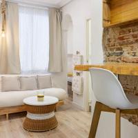 Space-saving Designer Apartment with One Bedroom in Chamberí, Madrid