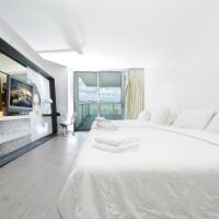 Huge Suite 3 Rooms, Bay View 5Star Condo-Hotel 1026