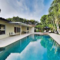 Tropical Retreat - Heated Pool, Spa, Walk to Beach home