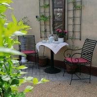 Apartments, Marianna Apartman