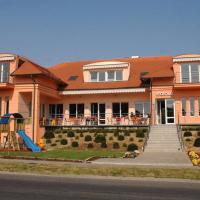 Guest houses, Sportház