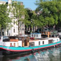 A359 Private Houseboat Amsterdam City Centre