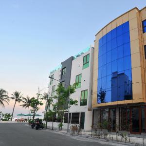 Turquoise Residence by UI