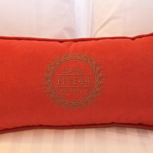 Hotel Five44