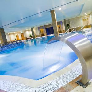 Bonnington Hotel & Leisure Centre