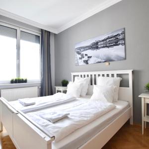 Standerd Apartment by Hi5 - Lovag Family Suites