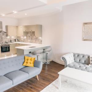 Stunning Shabby Chic Loft Ap