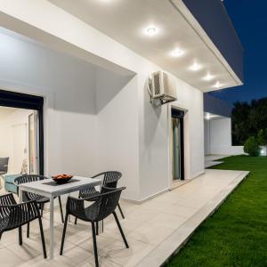 Metaxakis Home. 2