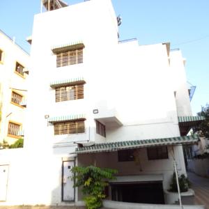 Hotel Suresh Inn