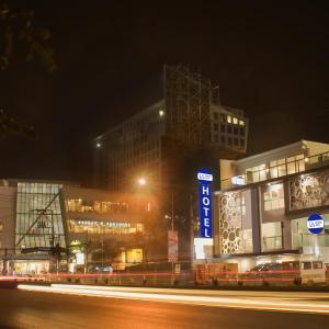 1A Express Hotel