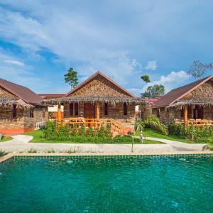 Pinthong Aonang Villa