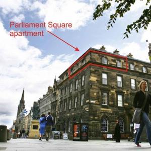 Parliament Sq (apt 15) Royal Mile