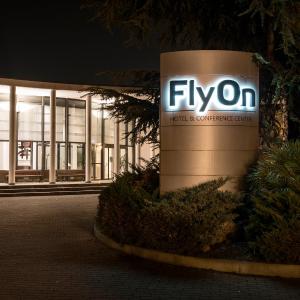 FlyOn Hotel & Conference Center