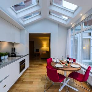 PREMIER SUITES Dublin, Ballsbridge