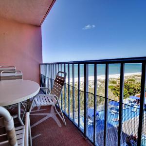 Reef Club 301