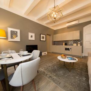 Merchants Street Valletta Apartment