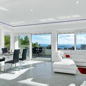 Penthouse Lush Makarska