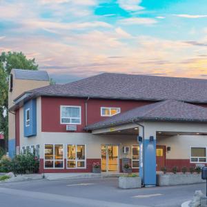 Super 8 by Wyndham Lethbridge