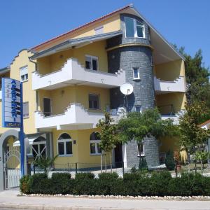 Apartments San