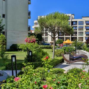 Al Rial Beach Apartments