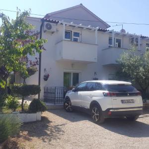 Martina Guest house-Rooms