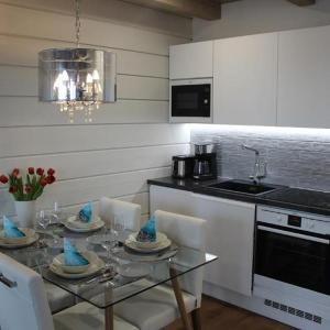 Naava Chalet 304