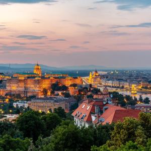 Apartment on Gellért Hill Budapest Downtown with free garage & Castle View