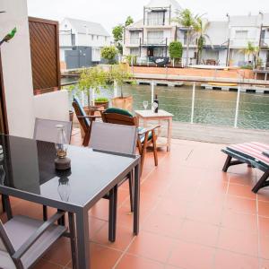 Waterfront - home on the Quays