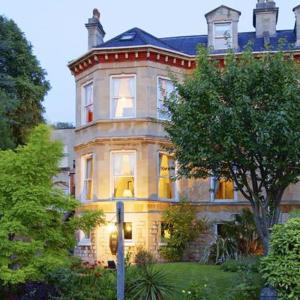 Dorian House Boutique B&B - Free Parking!