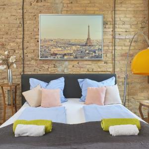 Budapest Loft Central Design Home