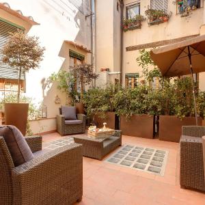 Courtyard Suite