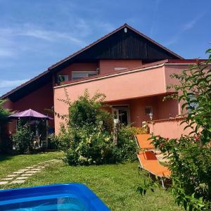 Balatonalmádi Apartmanház