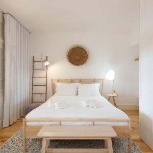 LovelyStay - Martires Boutique Flat