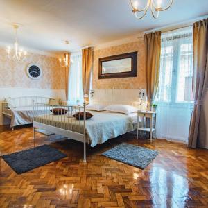 Mama's and Papa's Luxury Rooms