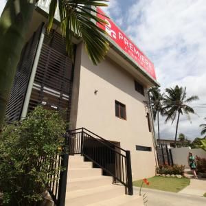 Premiere Apartments