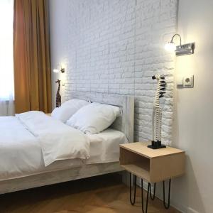 Guest House Story
