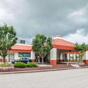 Quality Inn & Suites Kansas City I-435N Near Sports Complex