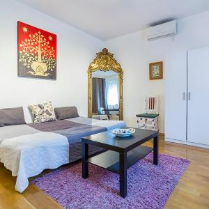 Mohinga Apartment