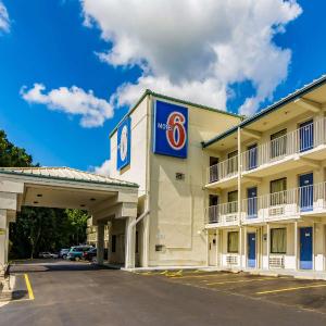 Motel 6-Raleigh, NC - Cary