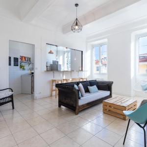 Bright Apartment Old Town
