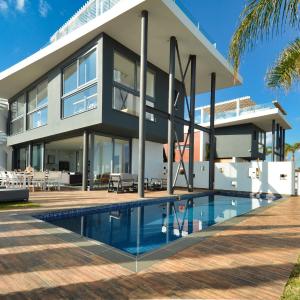 White Pearl Villas
