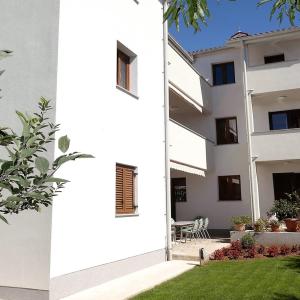 Apartments Beakovic