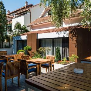 Best Western Premier Natalija Residence