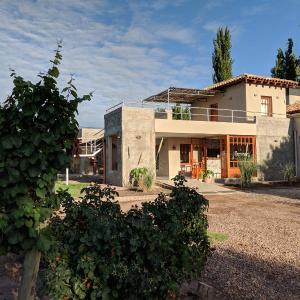 Posada Cavieres Wine Farm