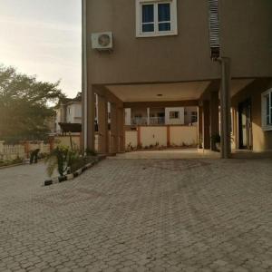 Villa Nuee Hotel & Suites Utako, Abuja