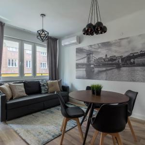 Standard Apartment by Hi5 - Madách