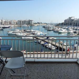 ATHENS RIVIERA SEA VIEW APARTMENT