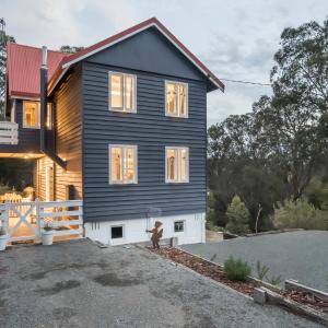 The Oar House