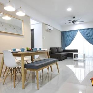 H2H - Eleven14 Majestic Ipoh